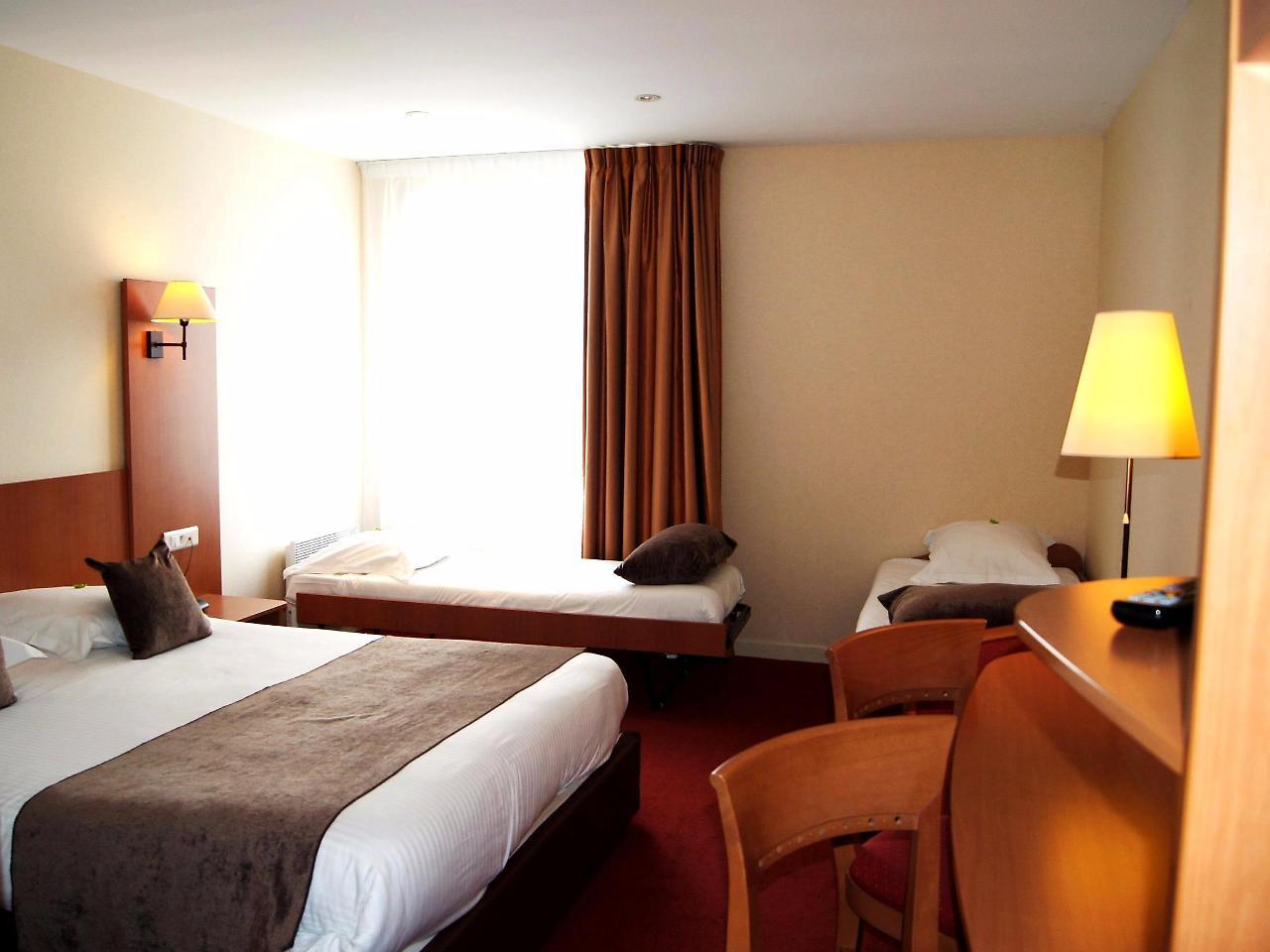 Logis Hotel Restaurant Aloe Les Herbiers Zewnętrze zdjęcie