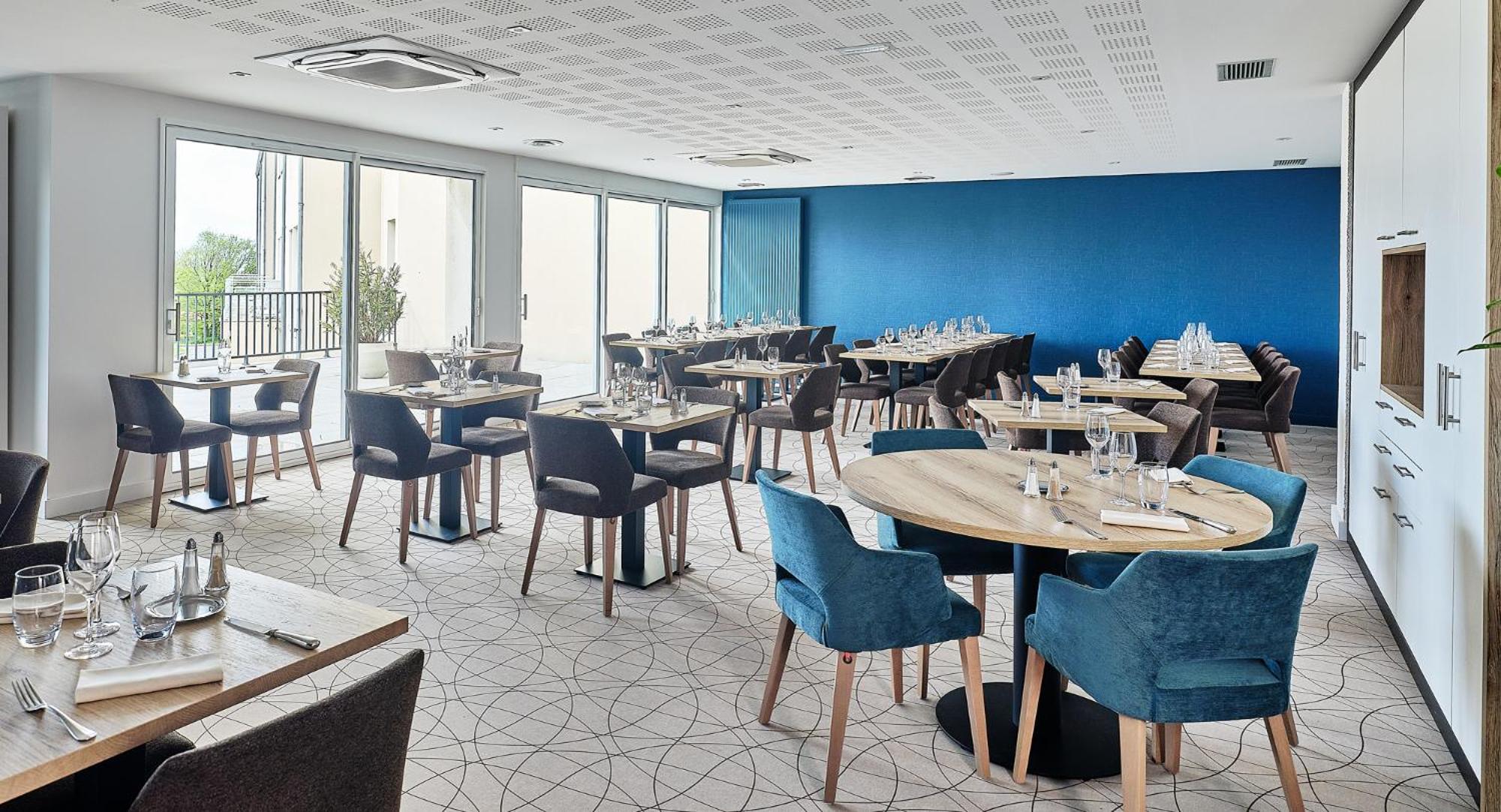 Logis Hotel Restaurant Aloe Les Herbiers Zewnętrze zdjęcie