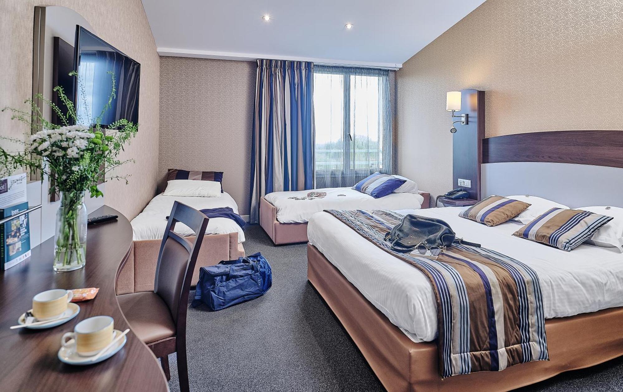 Logis Hotel Restaurant Aloe Les Herbiers Zewnętrze zdjęcie
