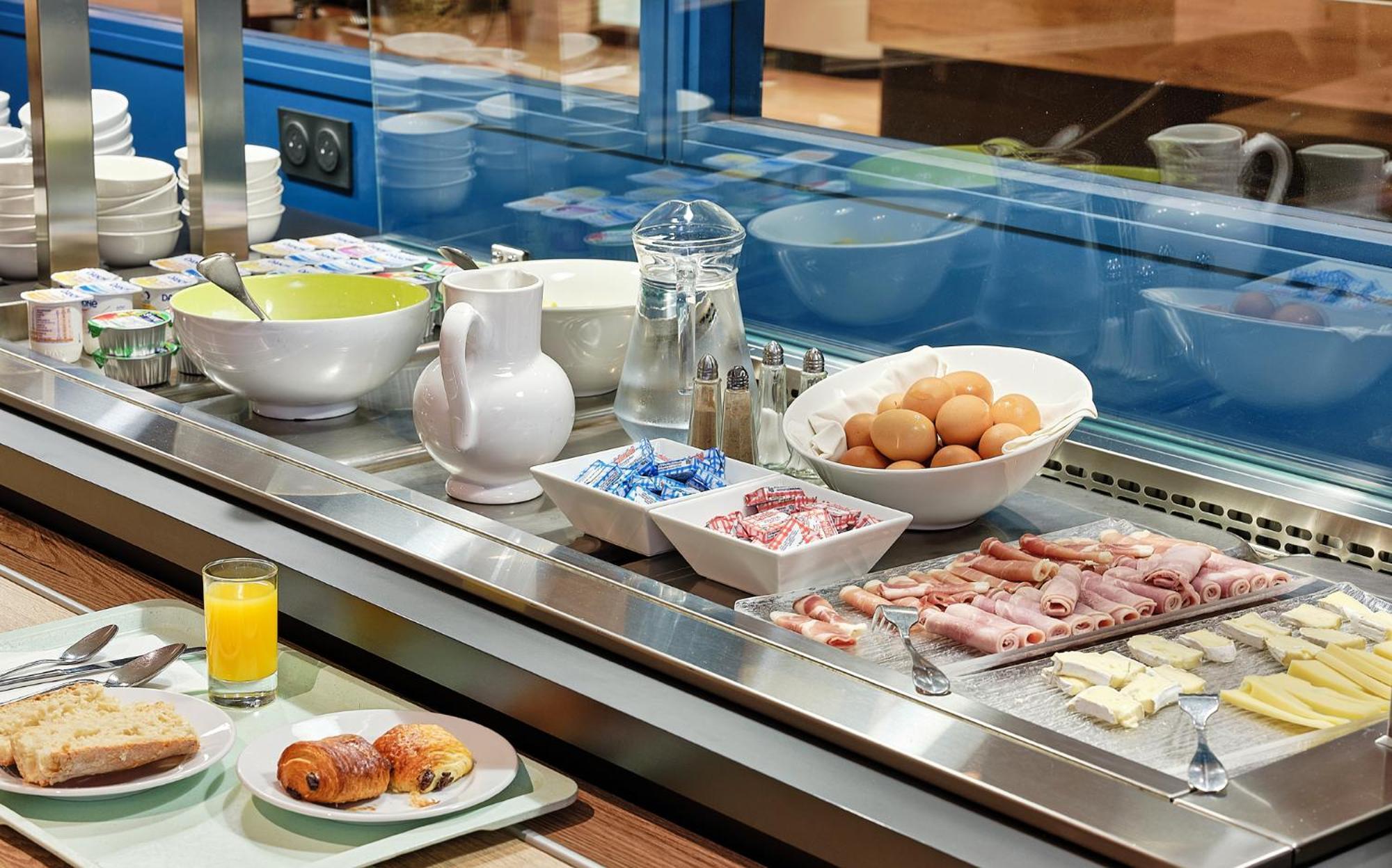 Logis Hotel Restaurant Aloe Les Herbiers Zewnętrze zdjęcie