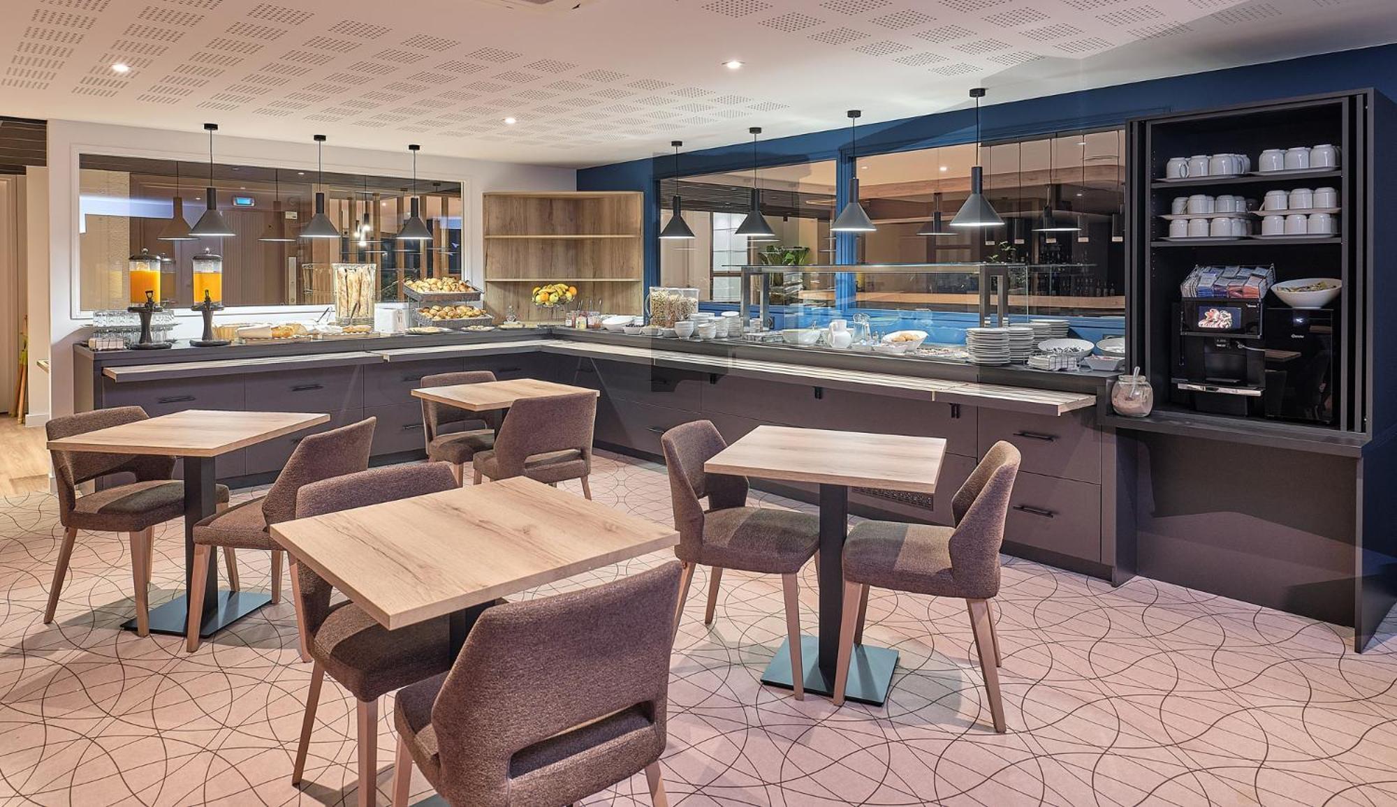 Logis Hotel Restaurant Aloe Les Herbiers Zewnętrze zdjęcie